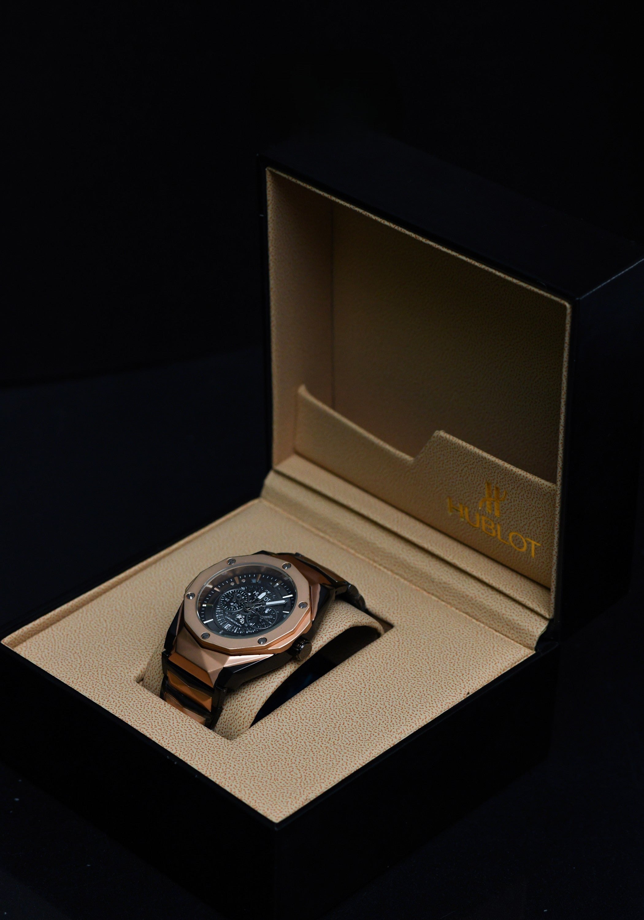 Hublot Diamond Cut Golden