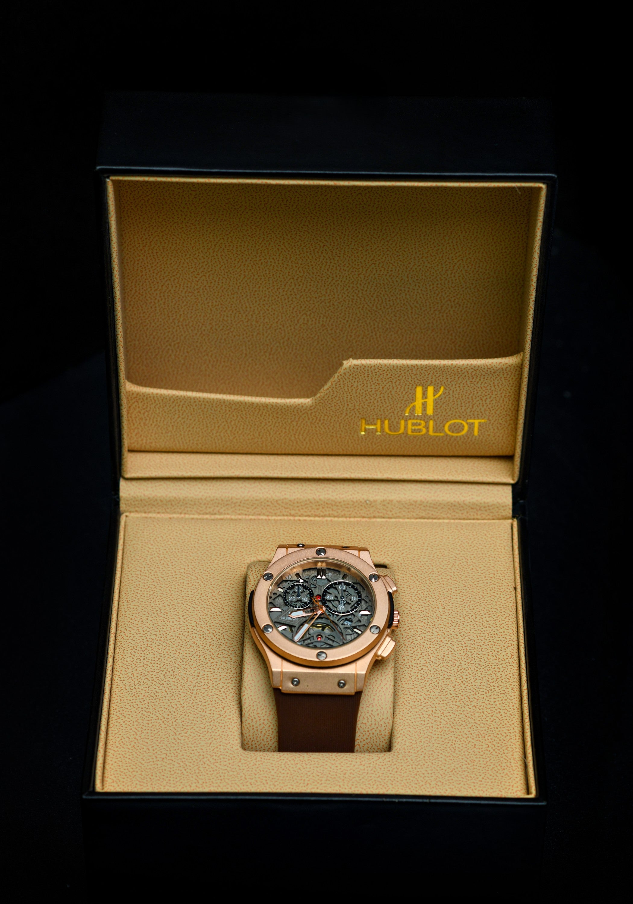 HB Golden Strap