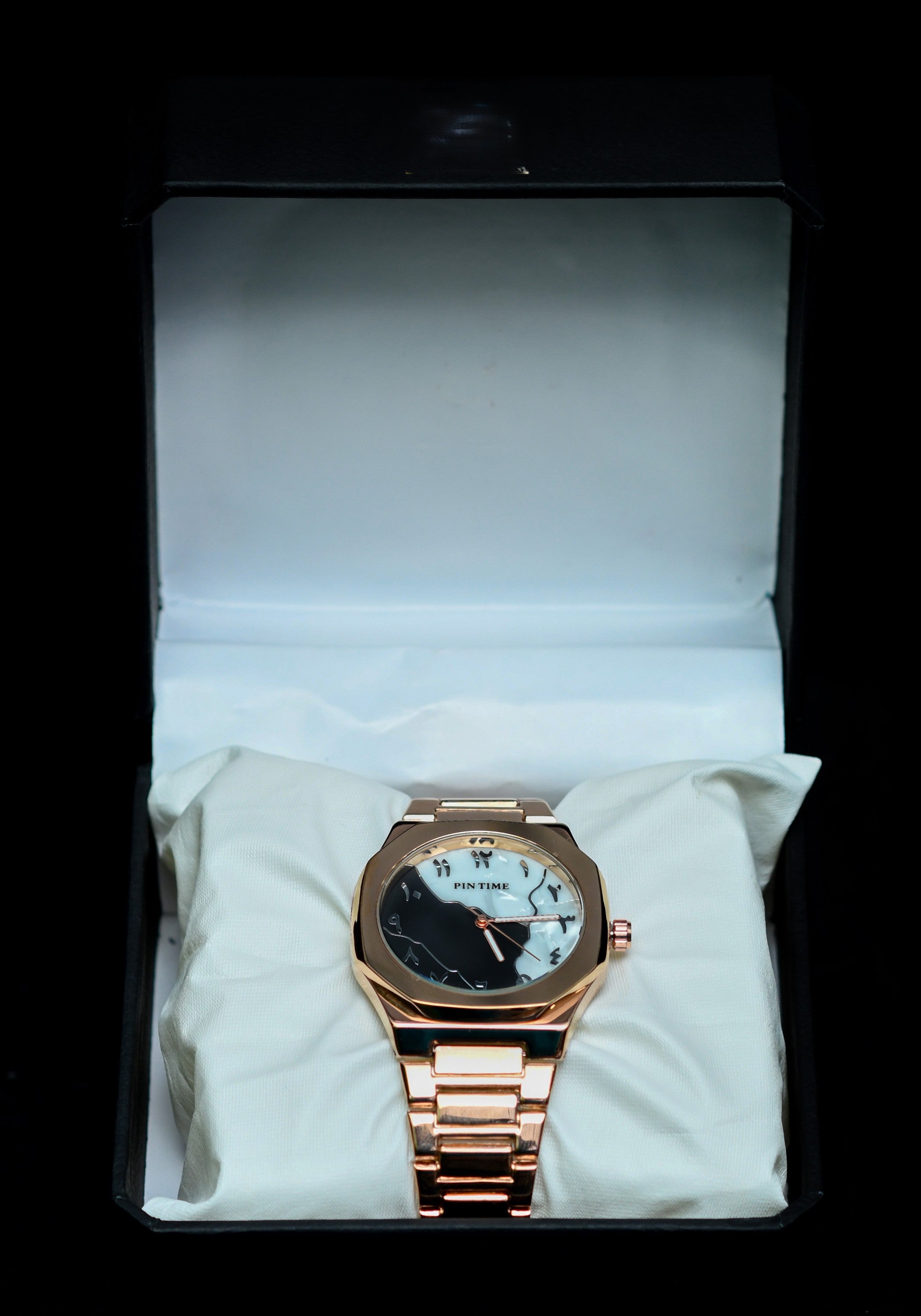 Aura Gold