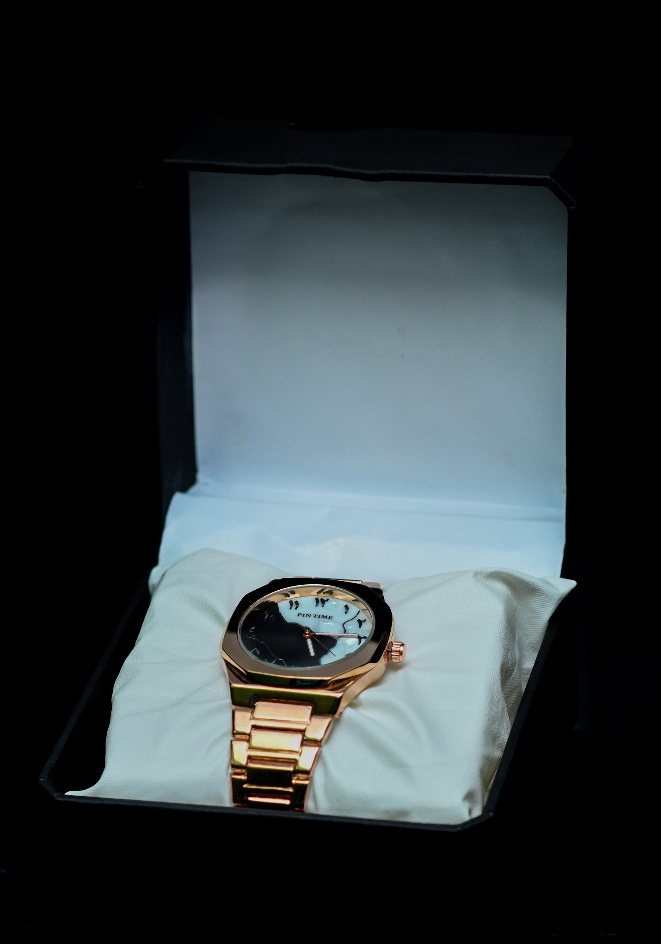 Aura Gold