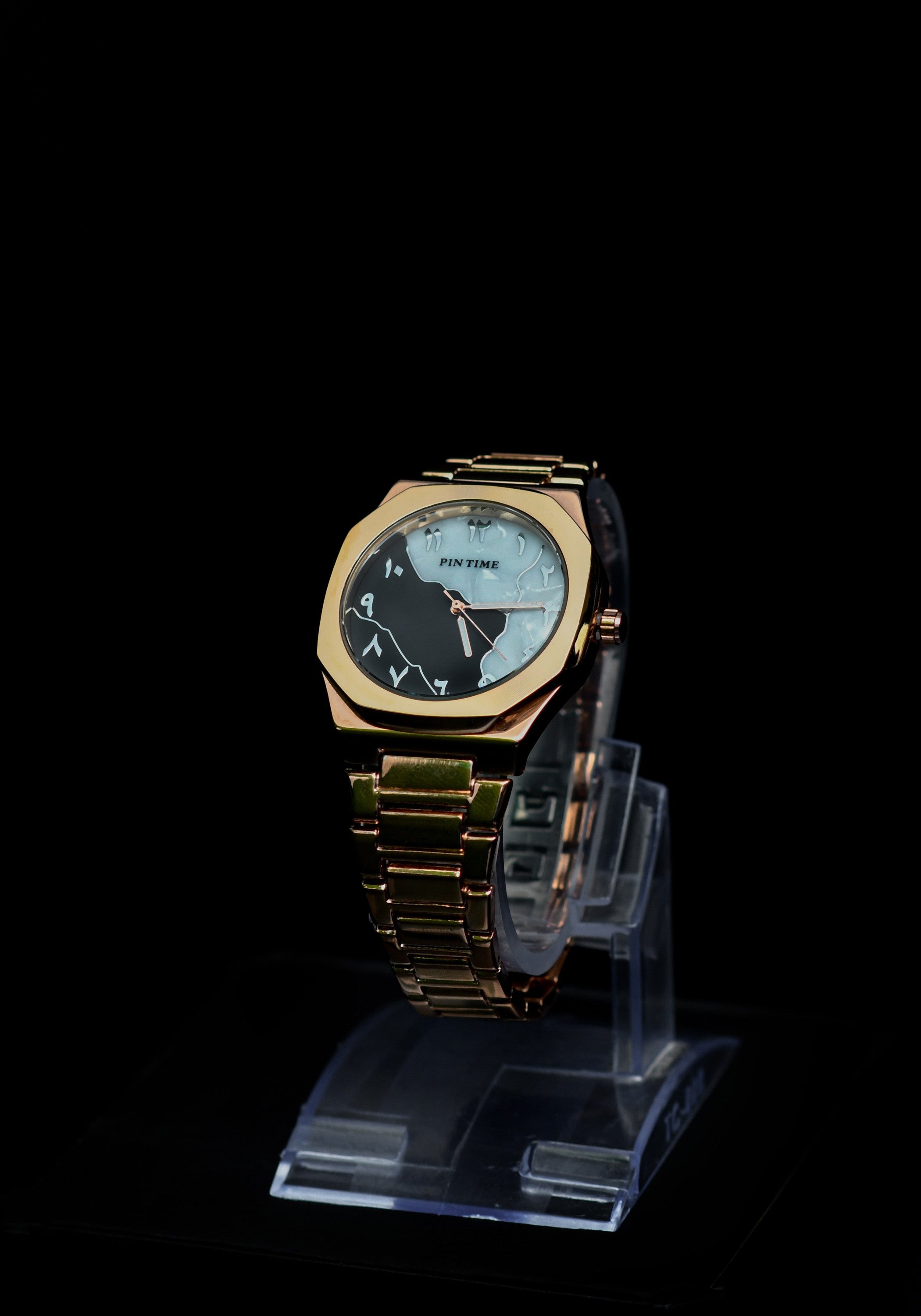 Aura Gold